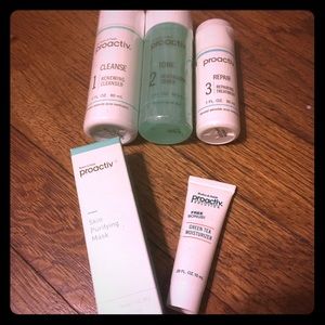 Proactiv skincare bundle